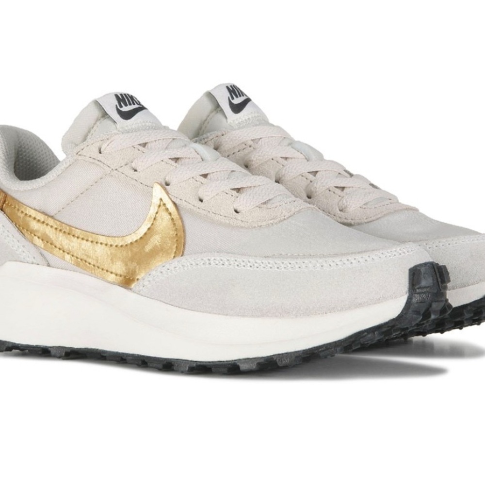 Nike Women's Beige and Gold Sneakers